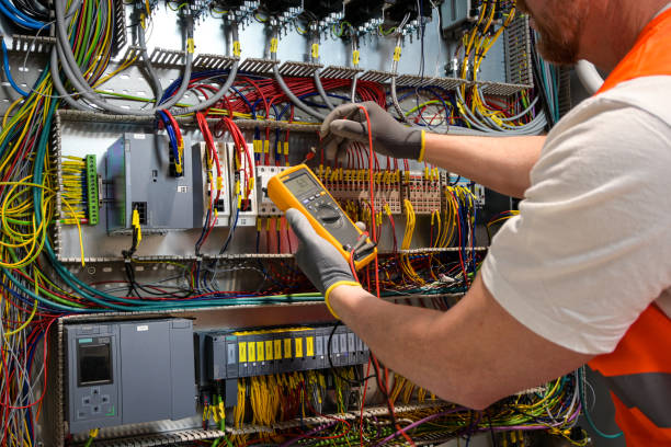 Best Emergency Electrical Repair  in Grandview Plaza, KS